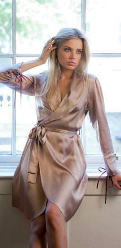 Xenia Tchoumitcheva, Satin Dressing Gown, Pijamas Women, Silk Dressing Gown, Satin Fashion, Sleepwear Fashion, Satin Lingerie, Silk Lingerie, Beautiful Lingerie