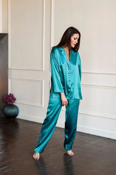 Silk Pajamas | Pajama Set | Luxury Pajama | Mulberry Silk | Pajamas | Silk Loungewear | Homewear Classy Loungewear, Pajamas Silk, Satin Nightwear, Silk Pajamas Women, Silk Clothing, Luxury Sleepwear